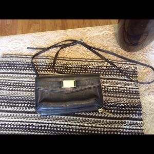 Tumi RFID fine leather wallet